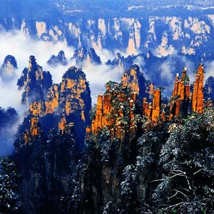 喜樂(lè)G線(xiàn)：天門(mén)山、天門(mén)洞、張家界、寶峰湖/黃龍洞、天子山三晚四日游