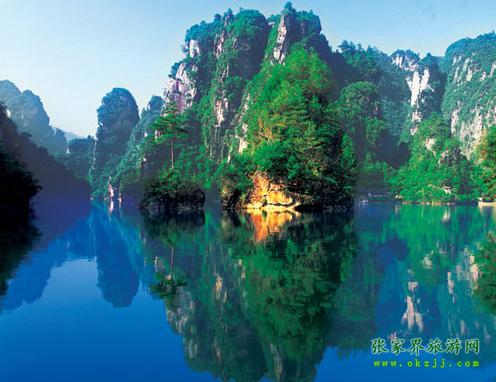 【長(zhǎng)沙往返線路4】張家界、天子山、黃龍洞、天門山、鳳凰古城五日游